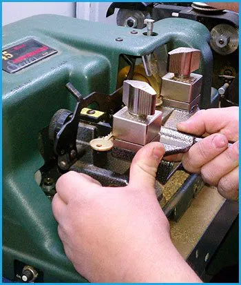 Lock Locksmith Services Sarasota, FL 941-677-7275 - 18-key-making