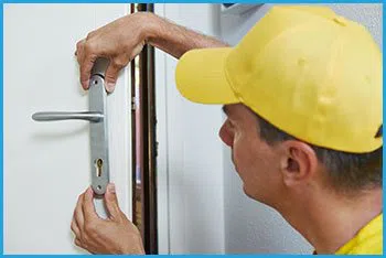 Lock Locksmith Services Sarasota, FL 941-677-7275 - 4-professional-locksmith